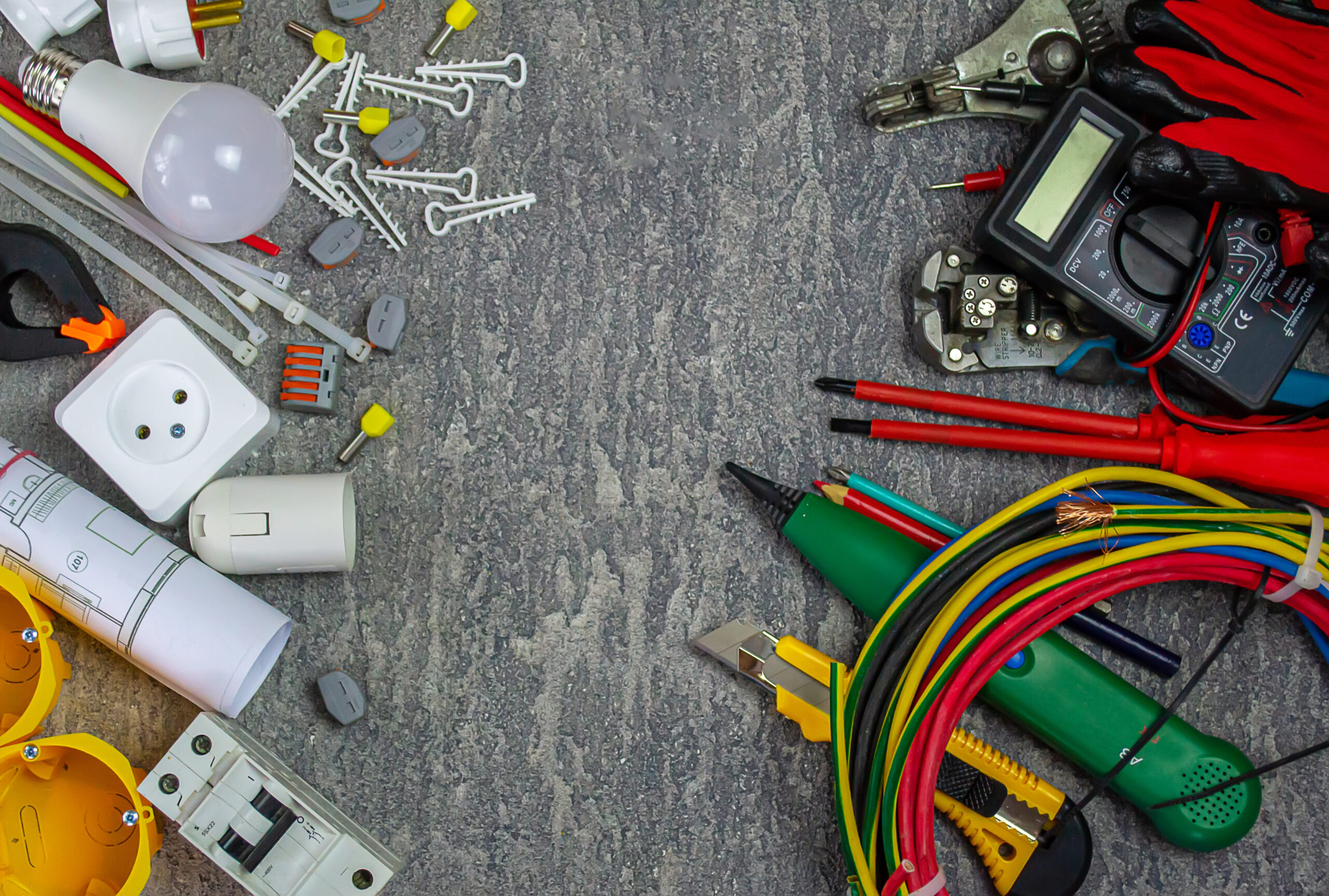 How to Choose the Right Commercial Electrician for Your Business in 2026